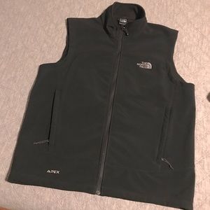 North Face apex polyester vest in great shape